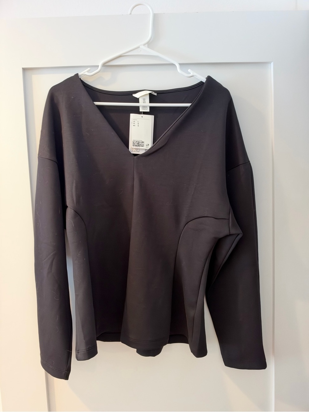 H&M Black V-Neck Long Sleeve Sweatshirt